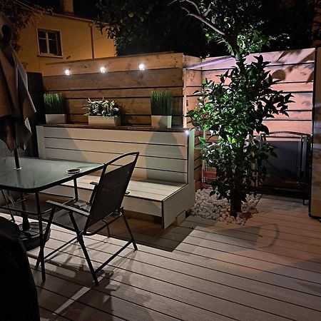 Seduisant Studio Avec Cour Privative La Crau Εξωτερικό φωτογραφία